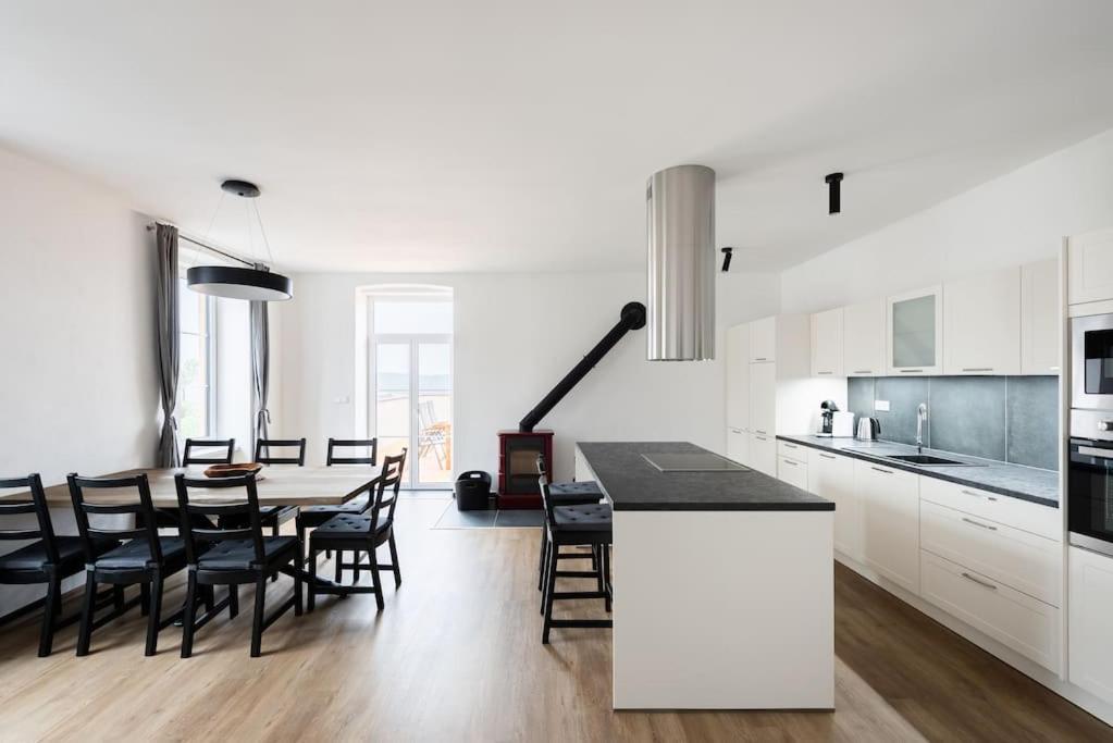 Vacov Apartment Экстерьер фото